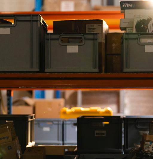 How do you prevent downtime in the warehouse during an Android migration? image